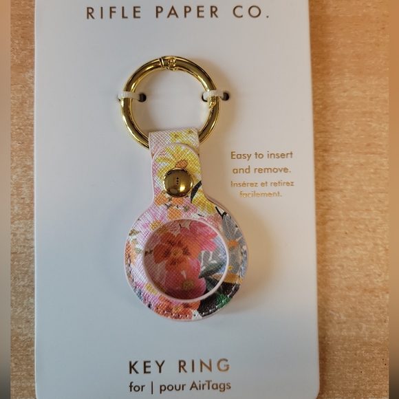 Rifle Paper Co. Accessories - Rifle Paper Co MARGUERITE Key Ring for Apple AirTag Pink NEW